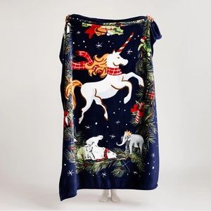 Vera Bradley nwt Christmas holiday unicorn plush throw blanket